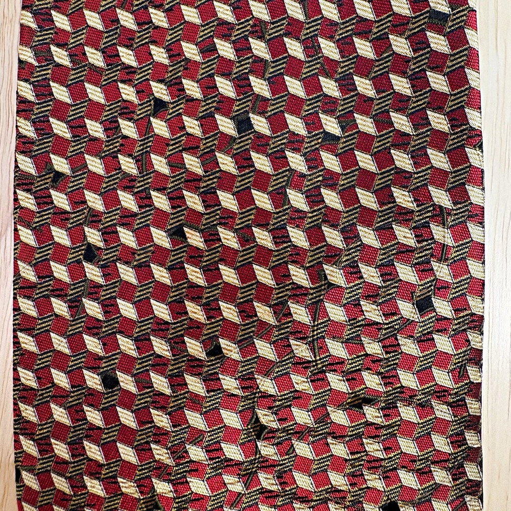 Robert Talbott Best of Class Men Red Gold Black Geometric Woven Silk Tie USA